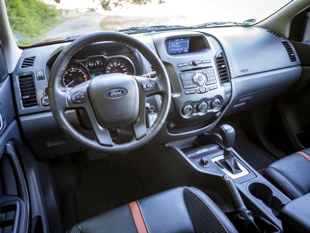 Interni nuovo Ford Ranger Pick-up 4x4