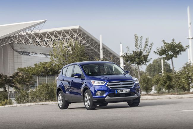 Nuovo Ford Kuga restyling 2017