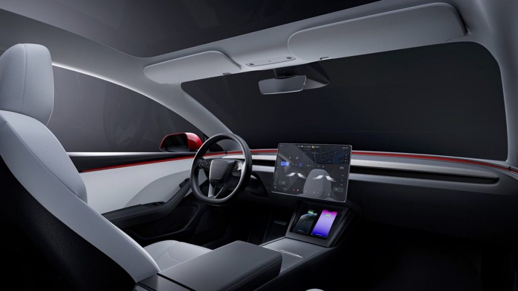 Interni della Nuova Tesla Model 3 restyling 2024
