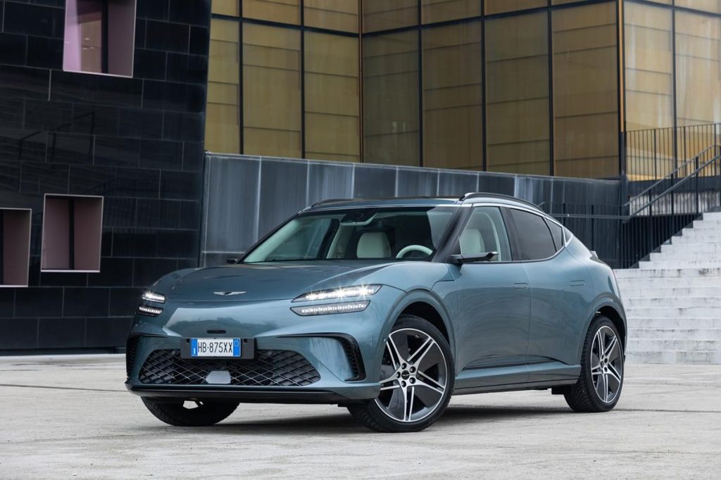 Genesis GV60 Electric, nuovo suv coupè elettrico premium del marchio di lusso di Hyundai