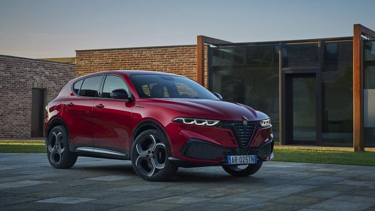 Nuovo modello di suv compatto Alfa Romeo Tonale 2026