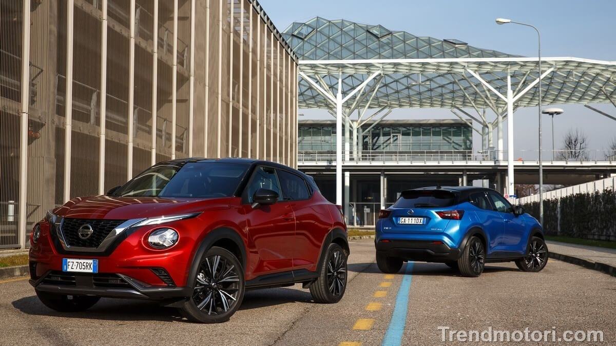 Nuova generazione del piccolo crossover Nissan Juke 2025