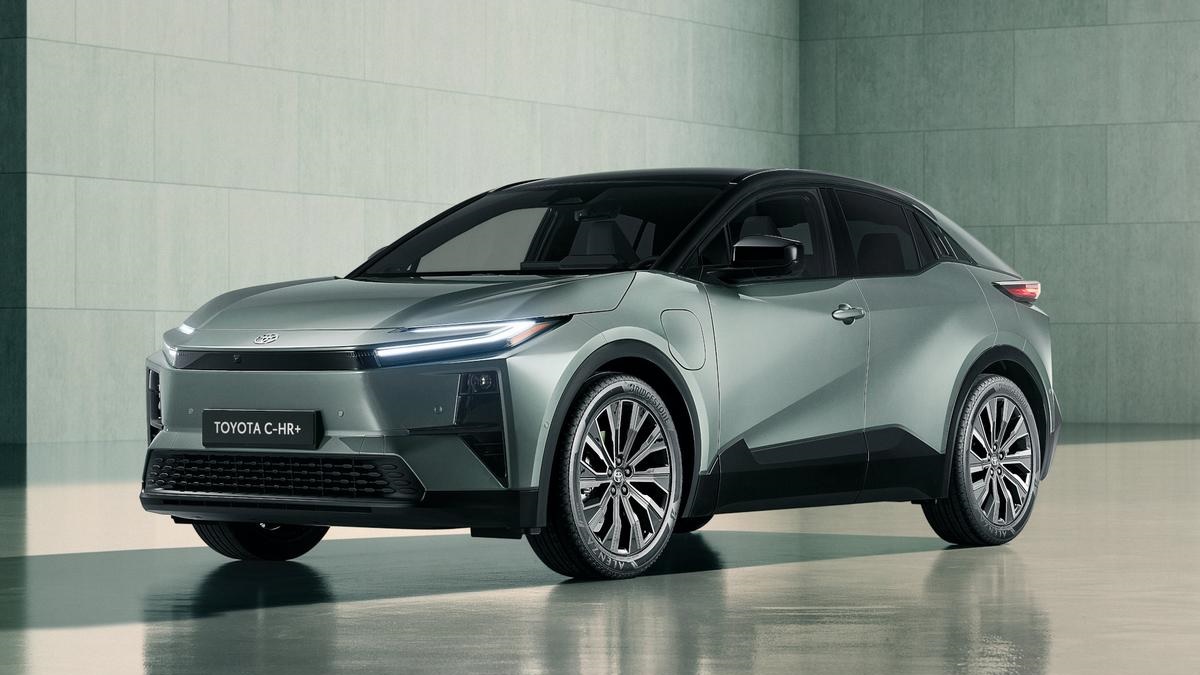 Versione elettrica della Toyota C-HR in uscita nel 2026